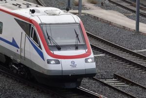 Παραλίγο σύγκρουση τρένων στην Πιερία: Intercity θα έπεφτε πάνω σε συρμό του Προαστιακού