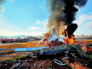 Πλήθος ερωτημάτων για τη νέα συντριβή Boeing