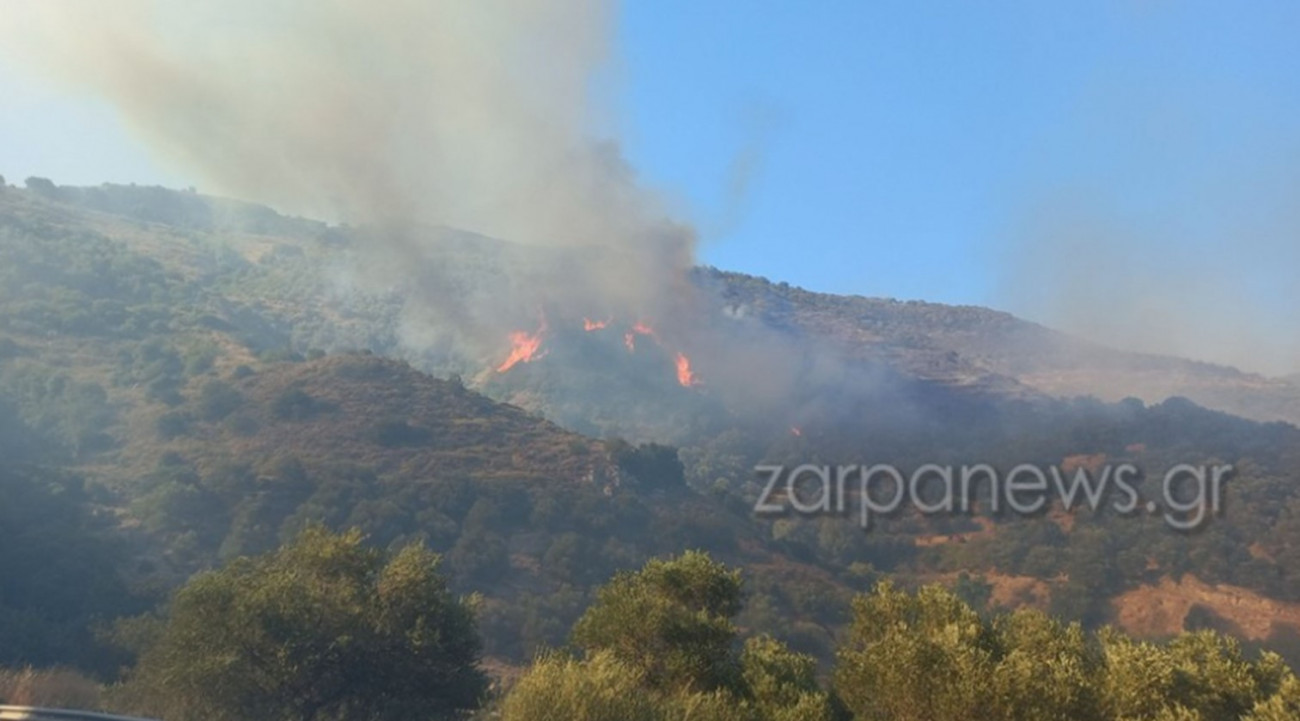 Κρήτη: Φωτιά σε εξέλιξη σε δύσβατο σημείο στα Χανιά