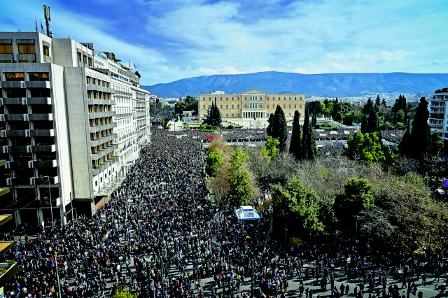 Η αντιπολίτευση των «γεγονότων»