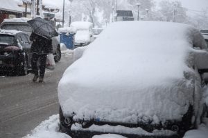 Επιμένει η κακοκαιρία – Πώς θα εξελιχθεί τις επόμενες ώρες