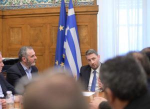 Με αγρότες από τη Βοιωτία συναντήθηκε ο Ανδρουλάκης