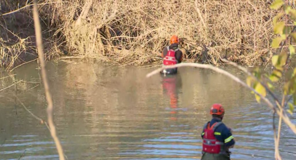 Ψάχνουν ένα στοιχείο για τον 39χρονο Βασίλη στα λασπόνερα του Πηνειού – Το μυστήριο με το κινητό του τηλέφωνο