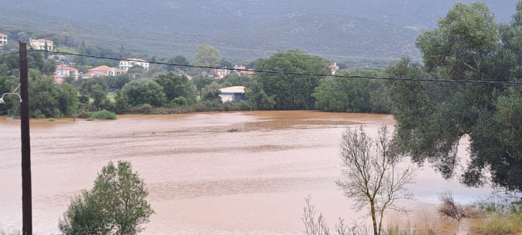 ΠΑΣΟΚ για Κεφαλονιά: Οι κάτοικοι έμειναν στο έλεος της κακοκαιρίας