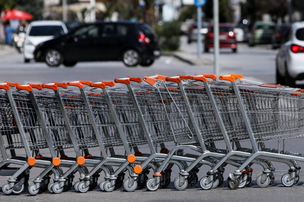 Ρουμάνοι και Βούλγαροι μποϊκοτάρουν τα σούπερ μάρκετ