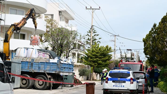 Συνελήφθησαν δύο εργολάβοι για το εργατικό δυστύχημα στη Βούλα